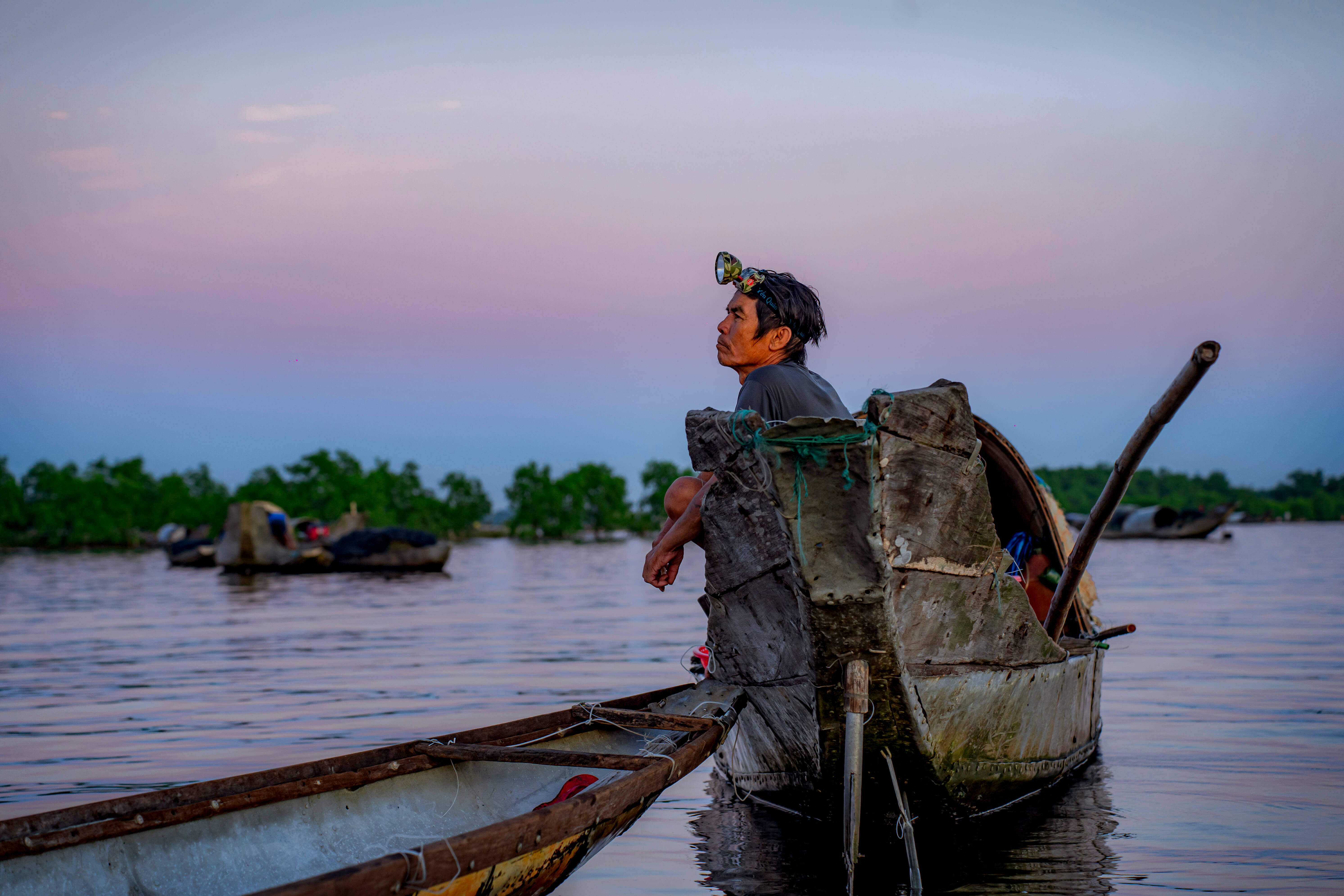   タムザンラ水上マーケットの夜明け
