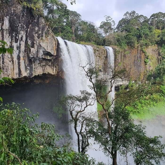 Hang Én là một trong những hang động lớn nhất thế giới