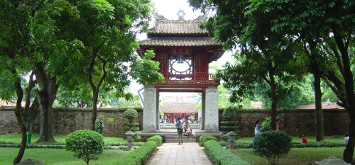 Quoc Tu Giam Temple