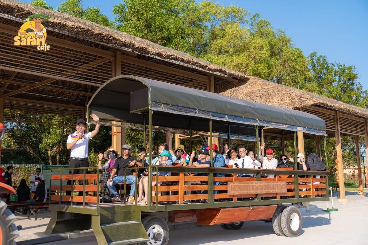 サファリカフェ ファンティエットのチケット