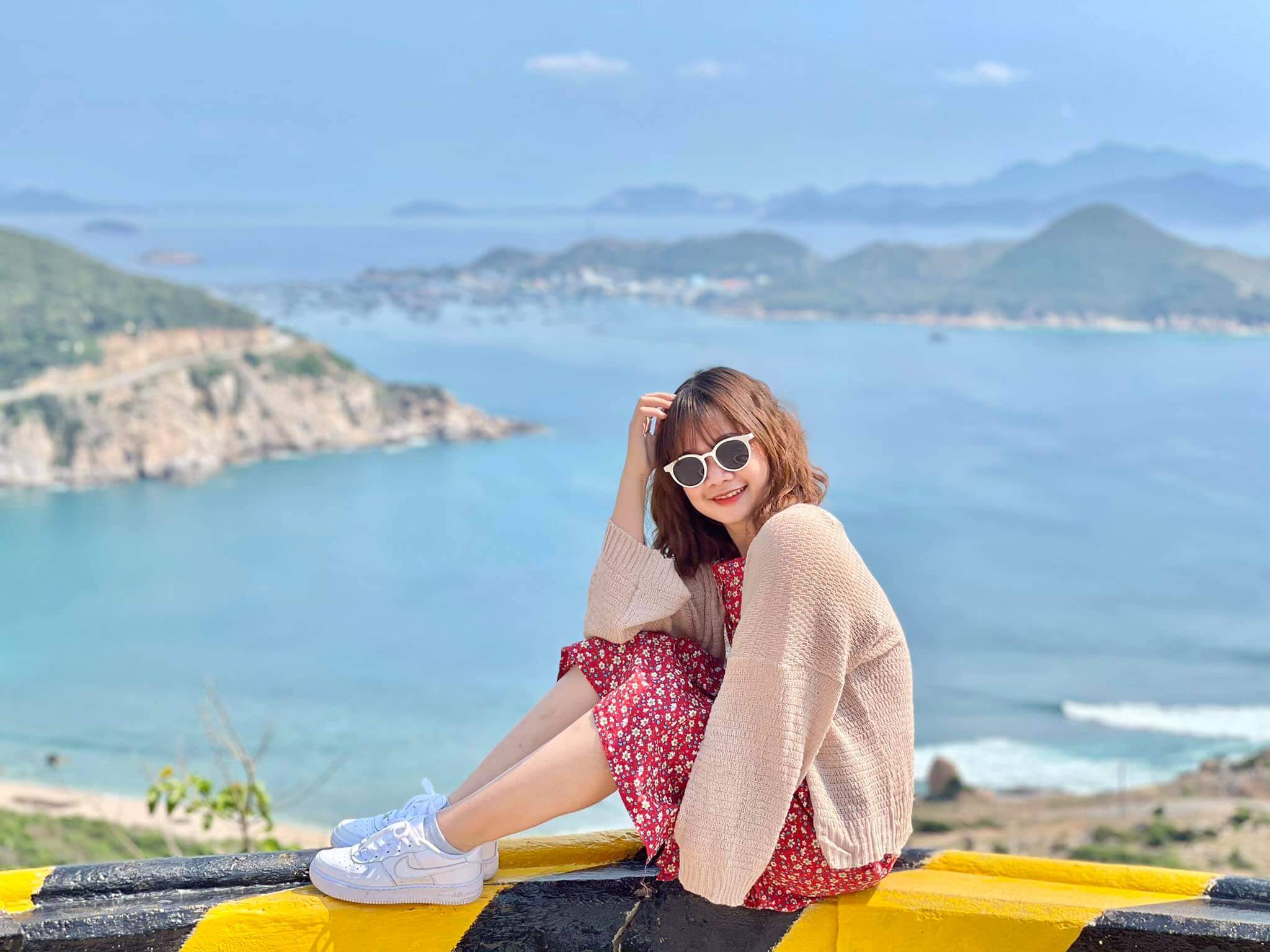 바이킨(Bai Kinh)은 닌 투언(Ninh Thuan) 여행 시 놓칠 수 없는 목적지로, 방문객들에게 깨끗하고 평화로운 자연 속에서 멋진 경험을 선사합니다.