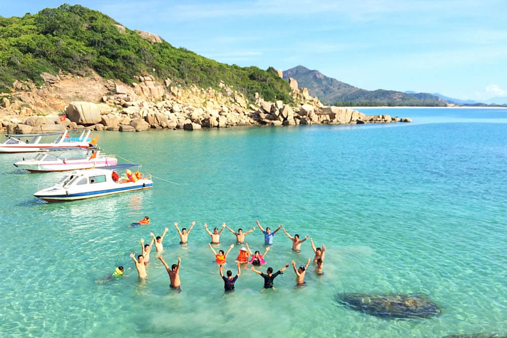 Bãi biển Ninh Chữ