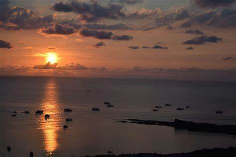 フークイ島の夜明け - ファンティエット