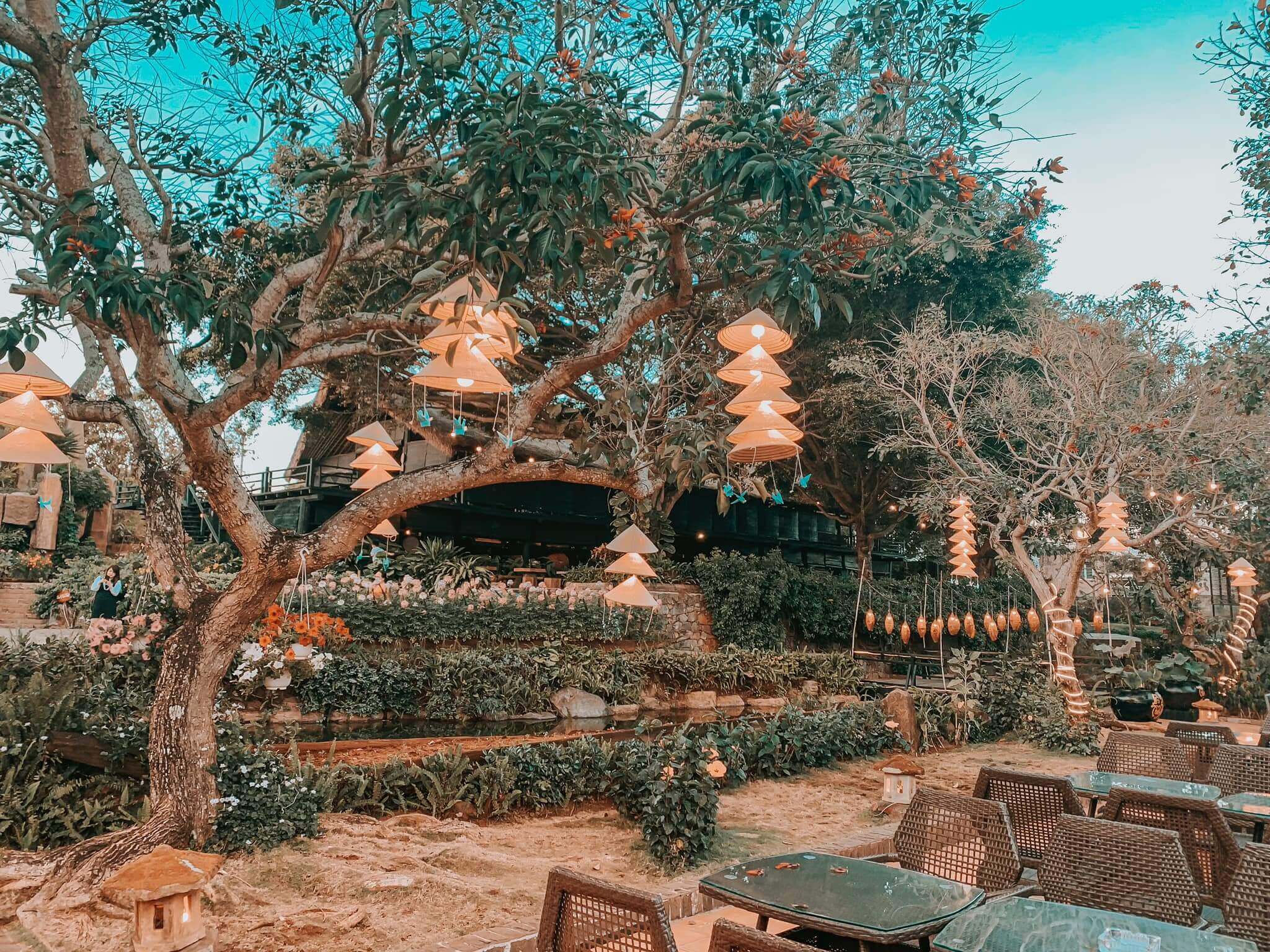 Làng cà phê Trung Nguyên