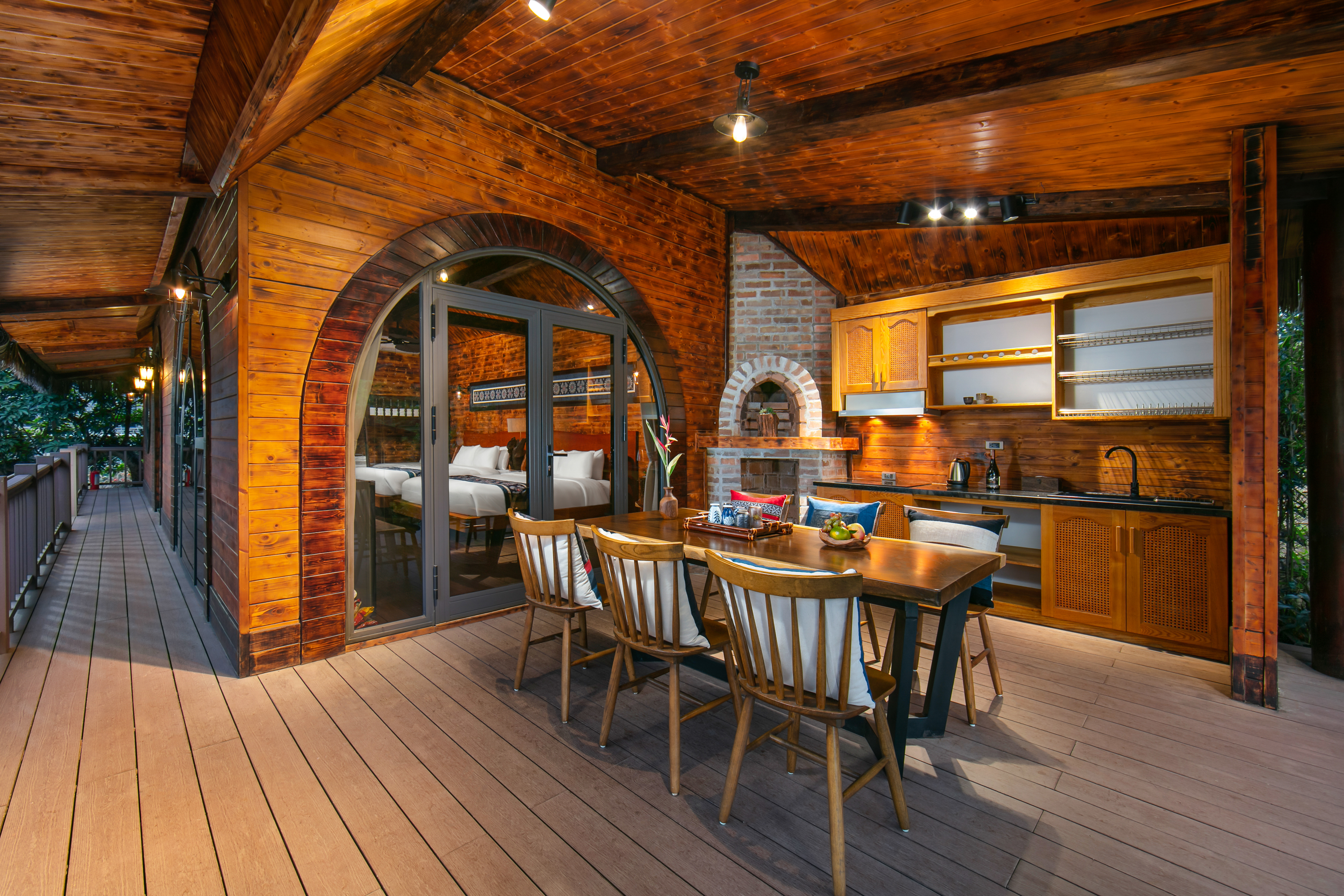 하우스 바이 더 스트림