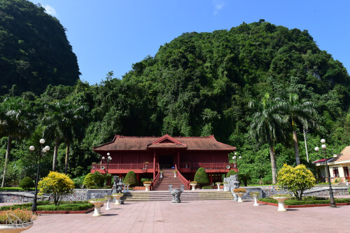 1950 年の国境戦勝記念塔