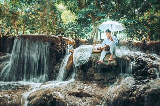 Một trong những điều khiến cho nhiều du khách thích đến điểm du lịch Thác Voi là nơi đây có không gian rất phù hợp để chụp ảnh “sống ảo”.