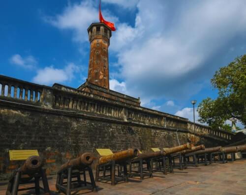 ハノイの旗竿 - 首都の独立の背景の象徴的なイメージ