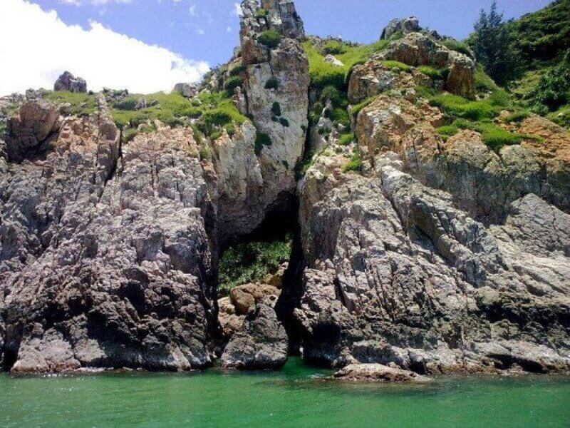 Mũi Vi Rồng: Chốn Thiên Nhiên Kỳ Thú và Vẻ Đẹp Hoang Sơ