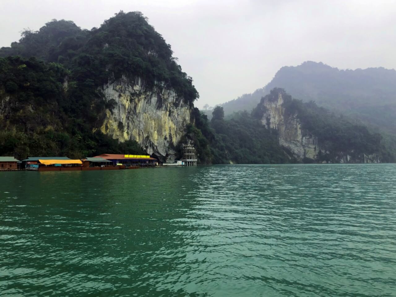 Thung Nai – Hạ Long trên cạn