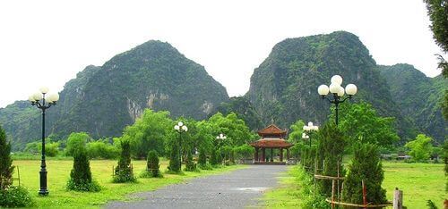 Nhà bia Lý Thái Tổ