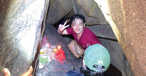 アンザンの神秘的な洞窟、第十三宮殿