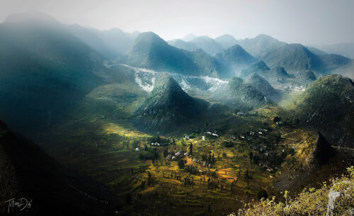 クアン・トリの地で最も有名な魔法のようなサム・パスを鑑賞