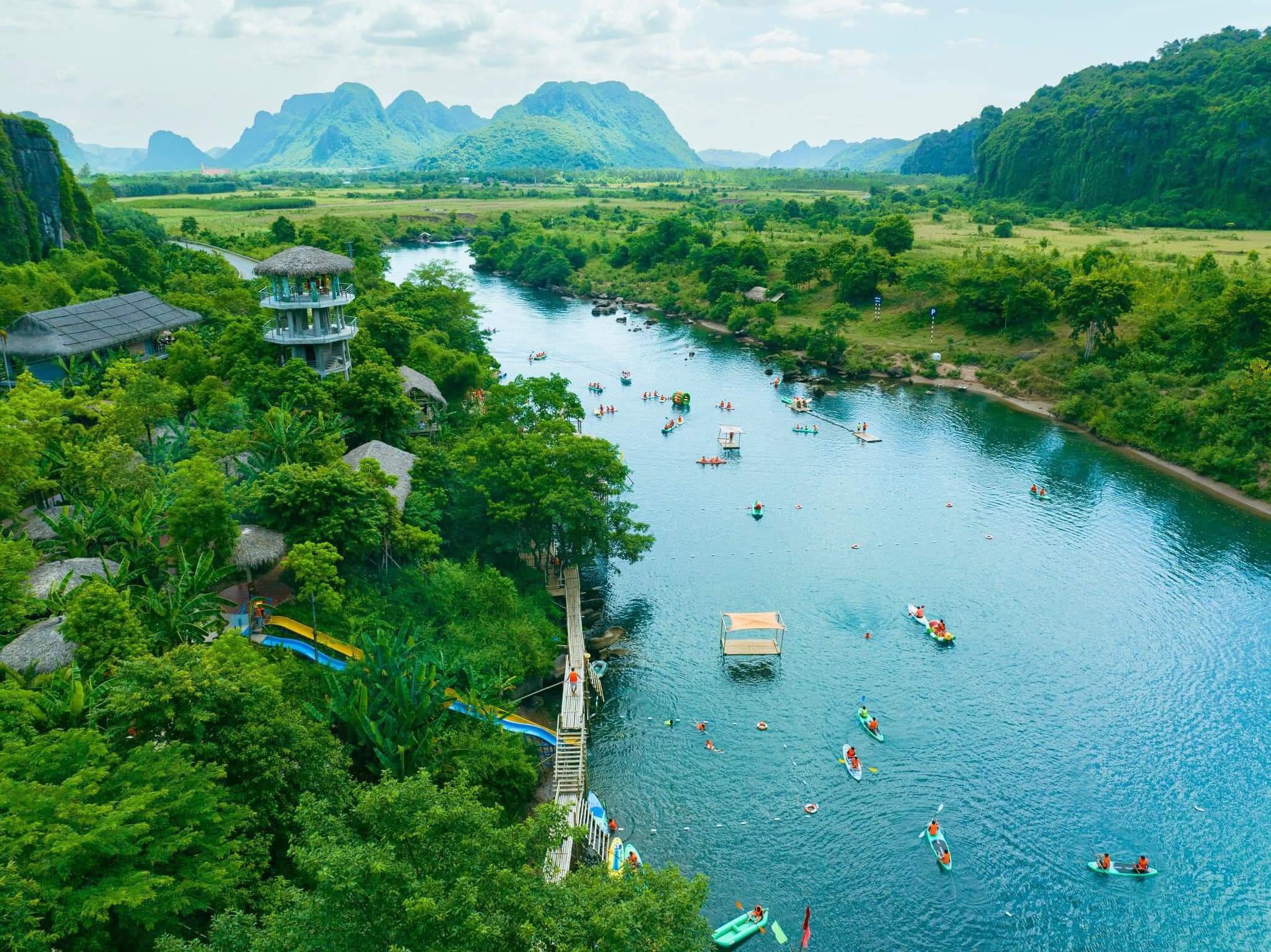 ハバ渓谷はクアンビン省ボーチャッチ地区ソンチャチコミューンのチャイラップ村に属します。