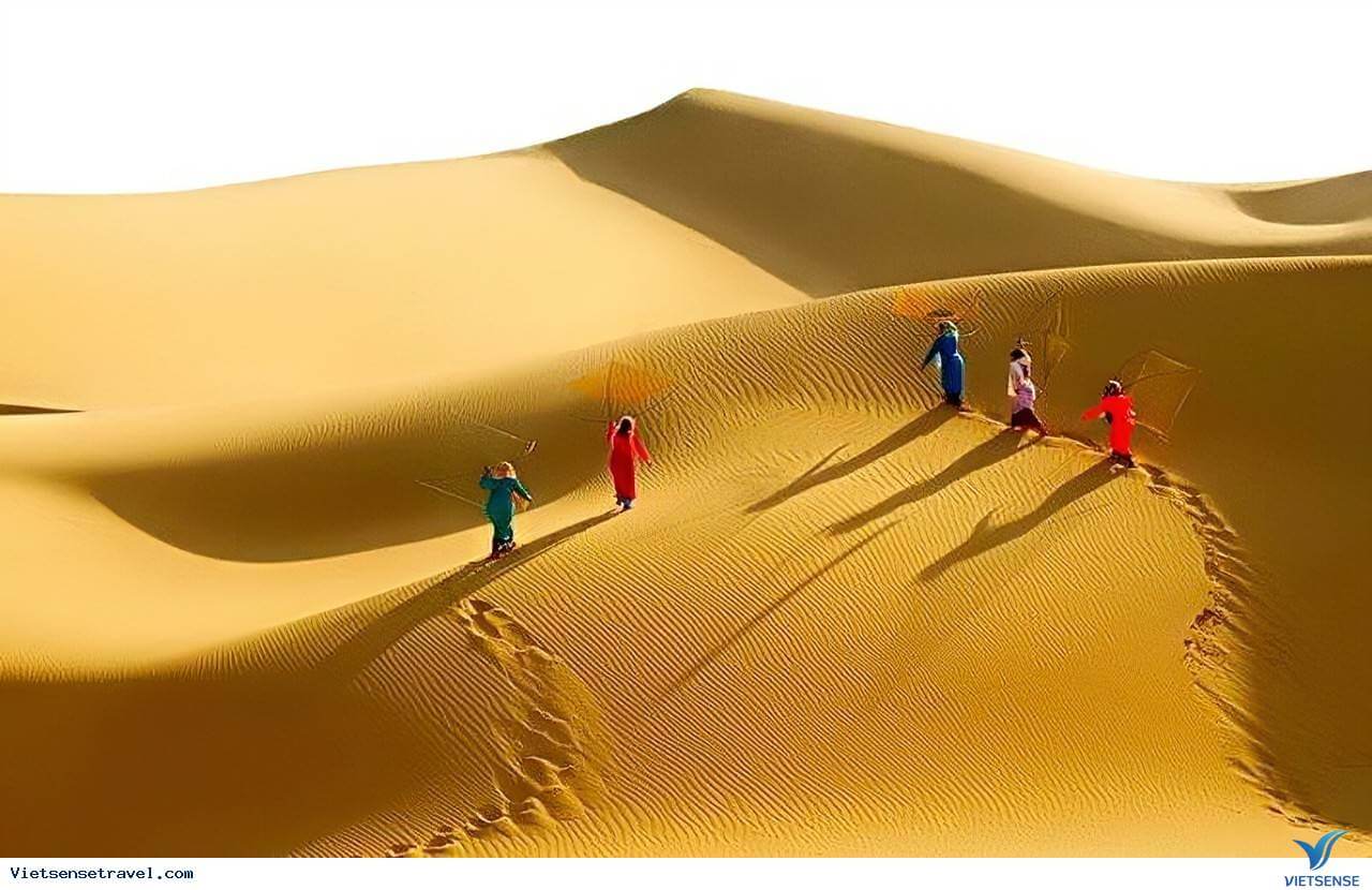 푸옹 마이 모래 언덕