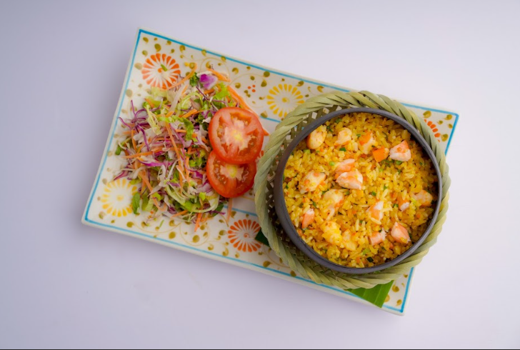 코코넛 볶음밥.