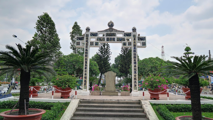 Dong Nai Memorial Monument