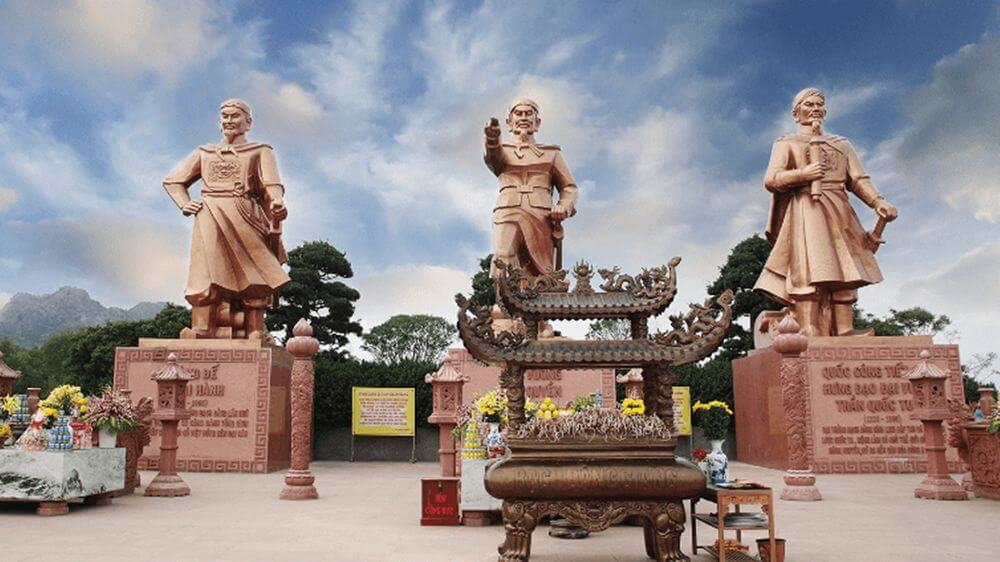 Khu di tích lịch sử Bạch Đằng Giang "Hồn thiêng sông núi"