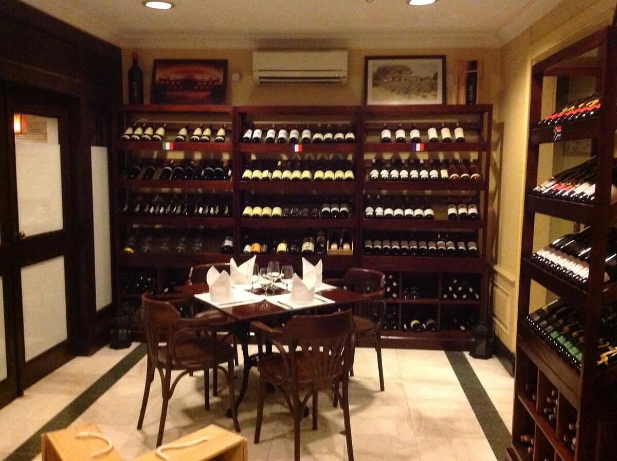 Hoang Quan 레스토랑 - 하롱