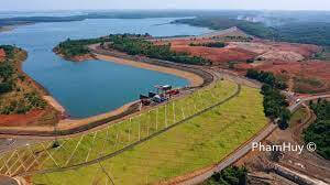 タックモー水力発電所の雄大な美しさ