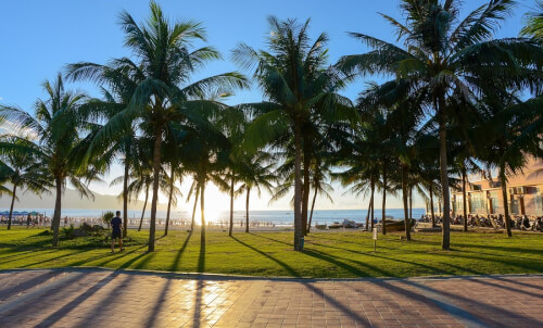 Bình minh trên công viên Biển Đông