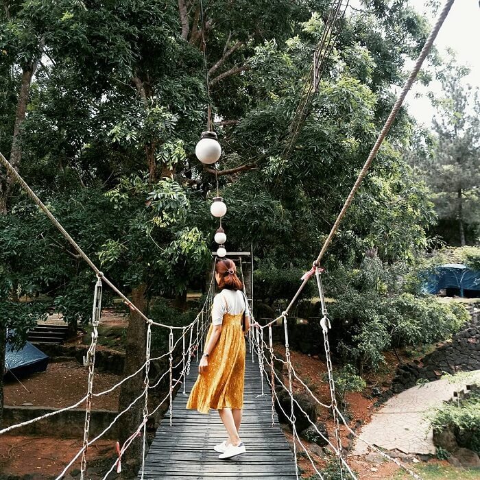 Khu du lịch Cao Minh