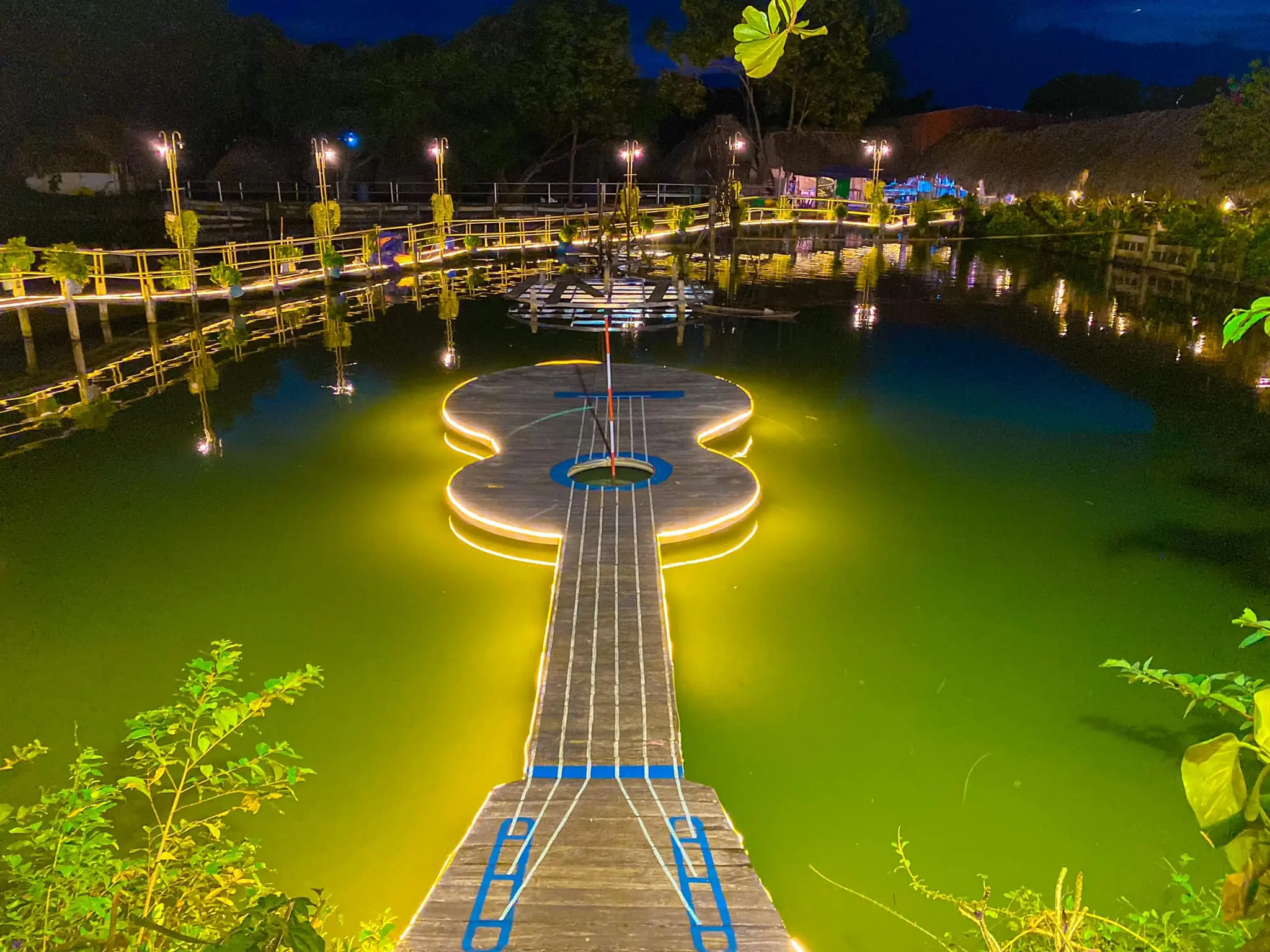 Khu du lịch sinh thái Long Trung