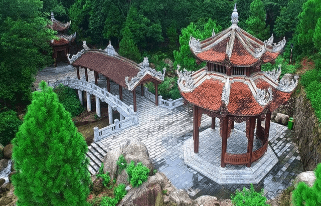 Con Son - Kiep Bac relic site