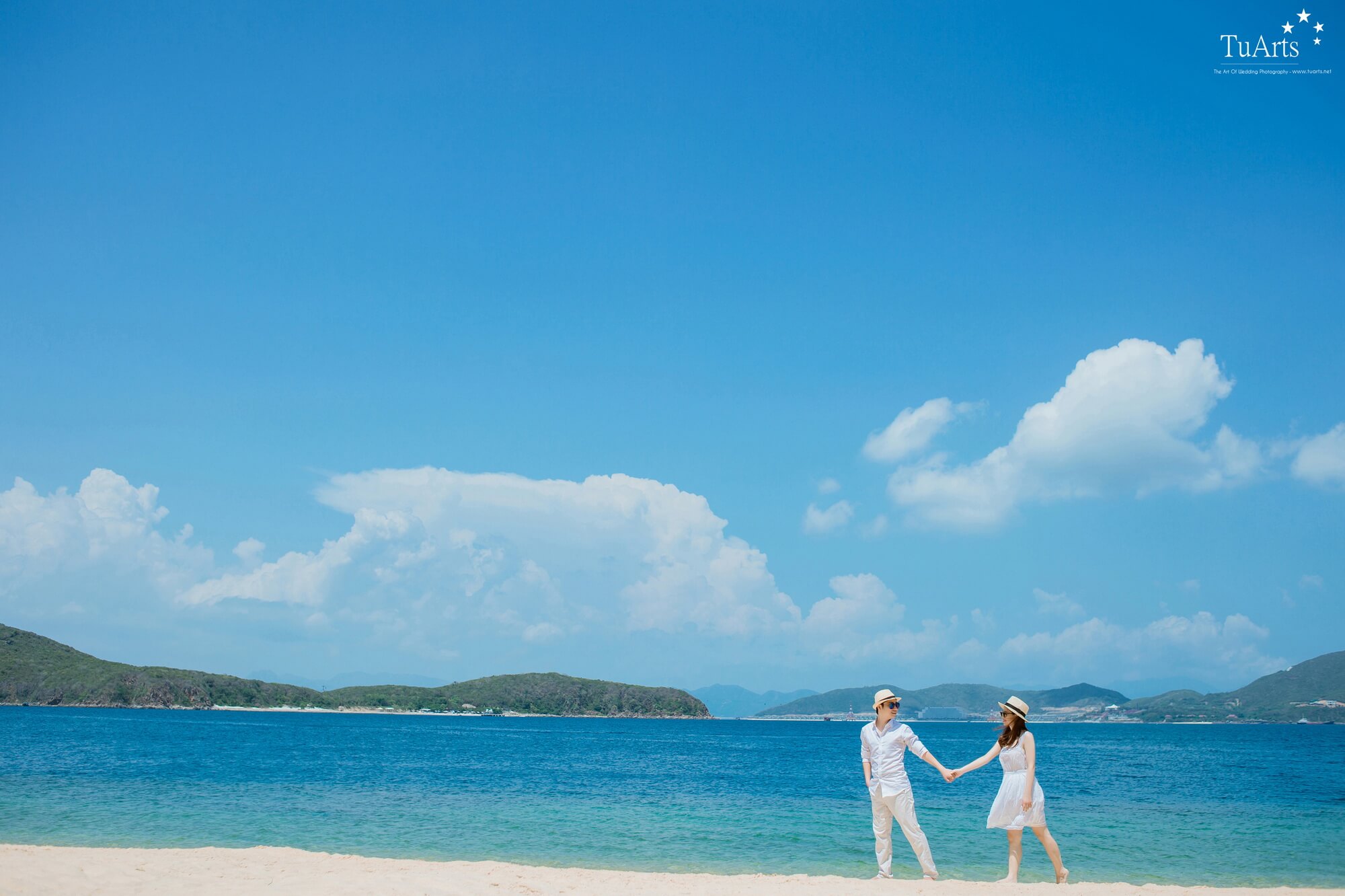 The beach at Bai Dai is quite shallow and the sea is quite calm, giving you an opportunity to cool off on hot summer days