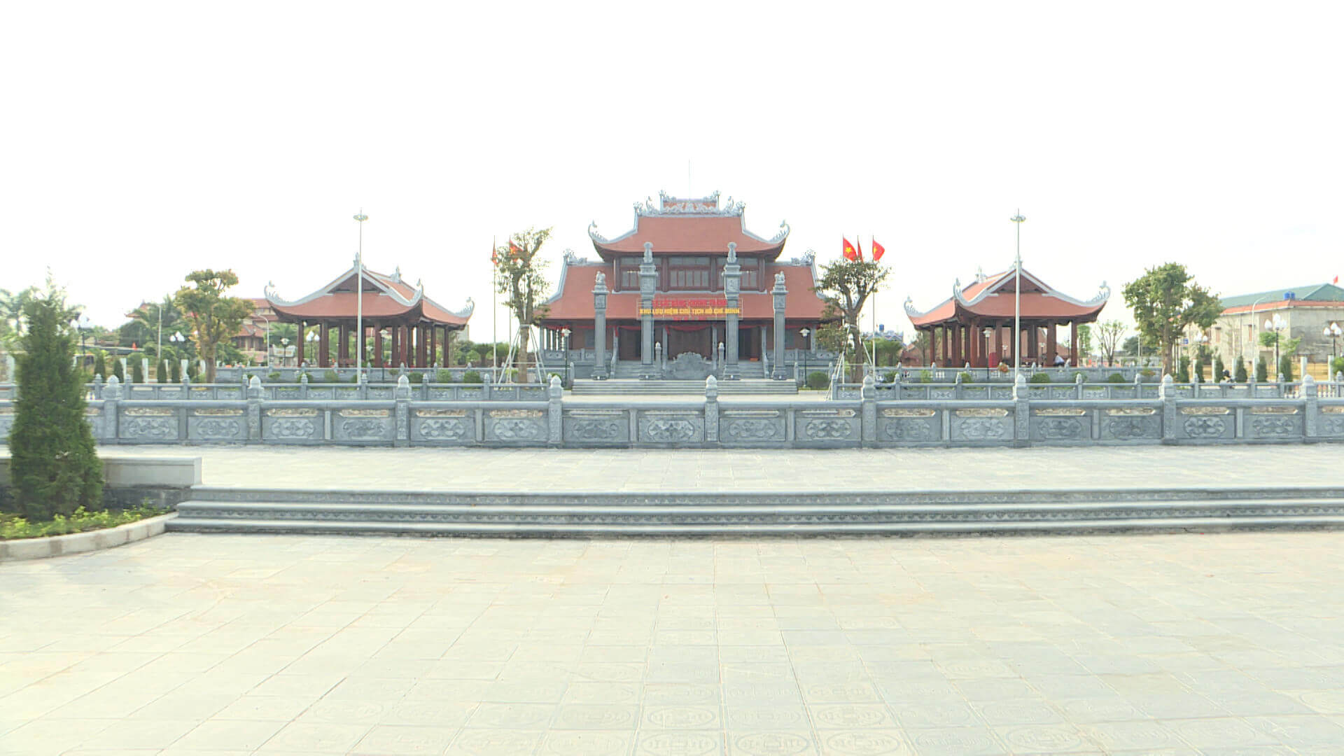 Nhà lưu niệm Bác Hồ