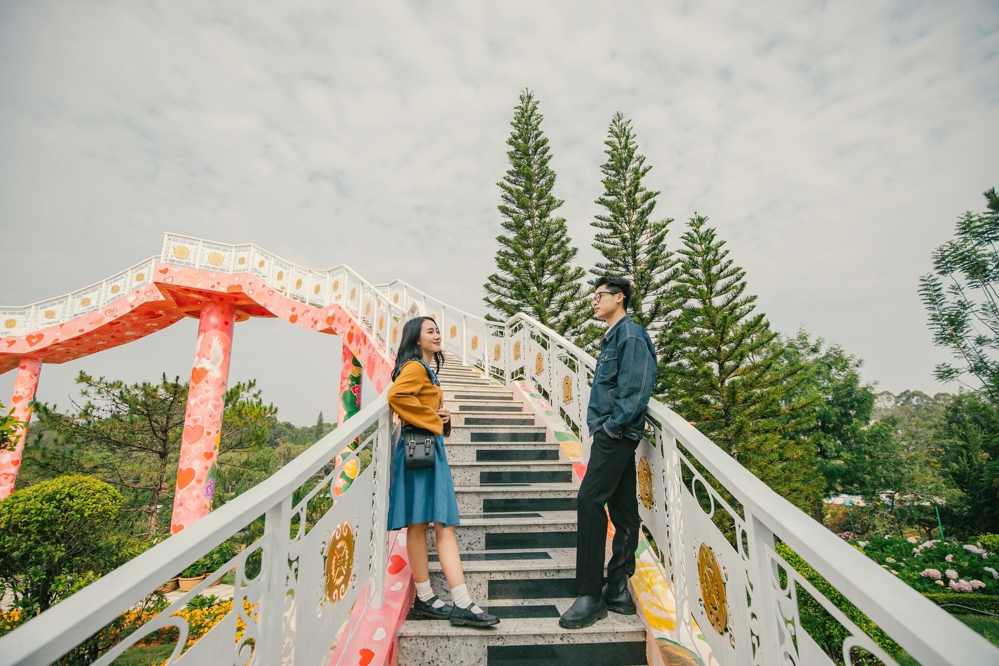 無数のチェックインポイントが炎上