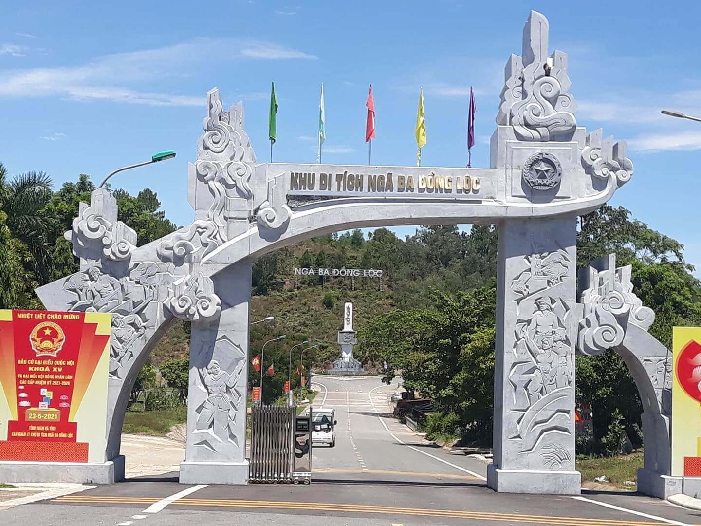 Khu tưởng niệm Ngã Ba Đồng Lộc