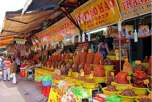 ティンビエン市場のアンジャン料理