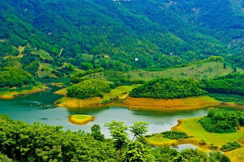 遠くから陸のトゥンナイ - ハロン