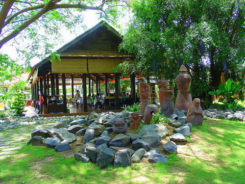 Khu du lịch Văn Thánh