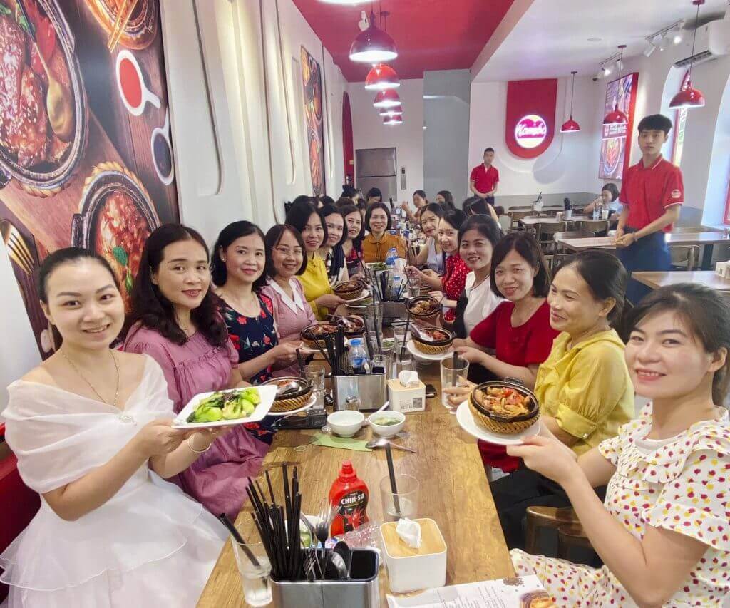 KOMBO - Cơm Niêu Singapore