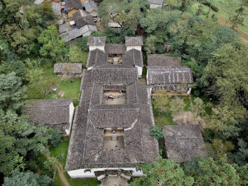 Dinh thự Họ Vương – Biệt thự Vua Mèo - Góc nhìn bao quát từ trên cao