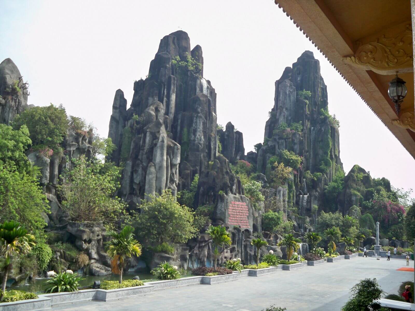Son Tra - Marble Mountains - Hoi An 1 Day Tour
