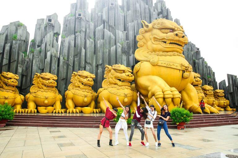 Khu du lịch văn hóa Suối Tiên