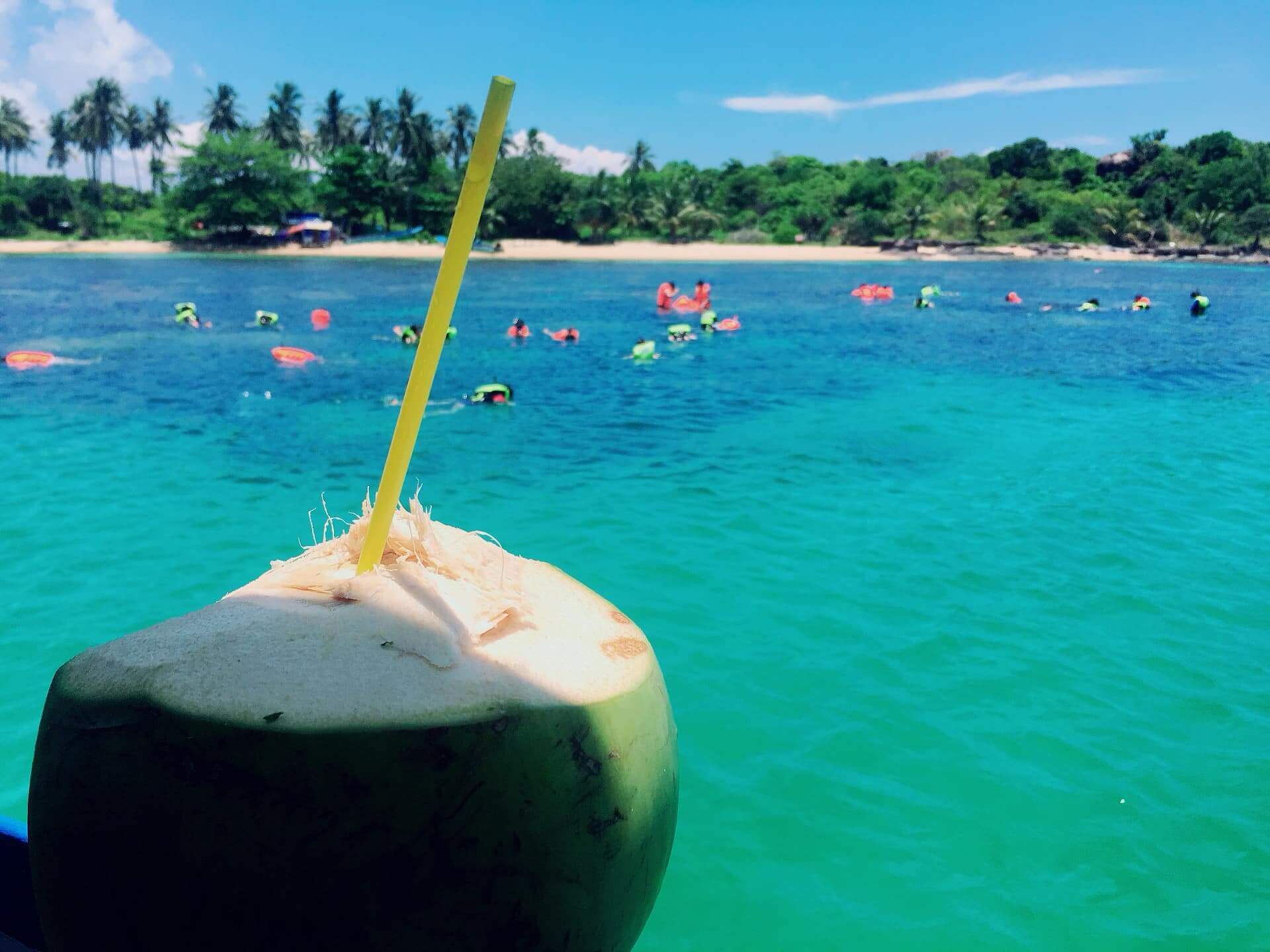 Trải nghiệm 1 ngày khám phá Tour 4 đảo và cáp treo 3 dây vượt biển dài nhất thế giới tại Phú Quốc