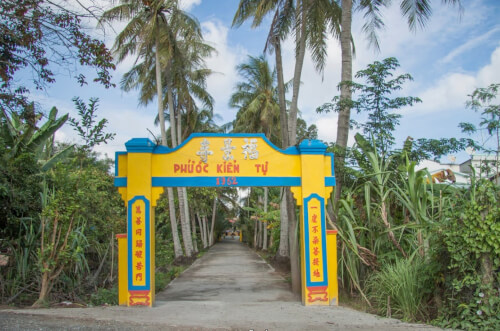 Vãn cảnh chùa lá sen - Chùa Phước Kiển