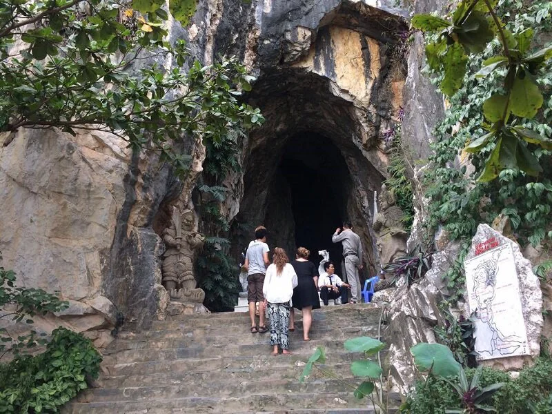 MARBLE MOUNTAIN - HOI AN