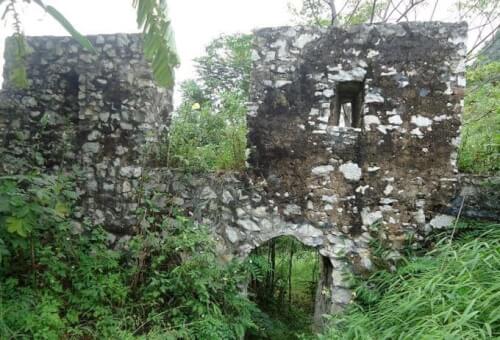 Cổng thành nhà Mạc