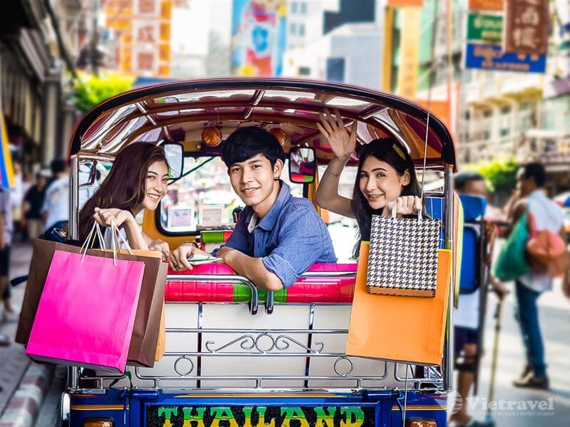 Thailand: Pattaya - Bangkok (Nong Nooch Orchid Garden, Colosseum Show and Buffet at BaiYoke Sky)