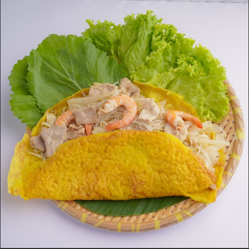 새우와 고기 팬케이크.