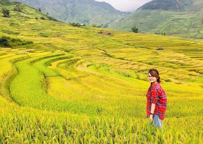 Khám phá vẻ đẹp của bản Lìm Mông