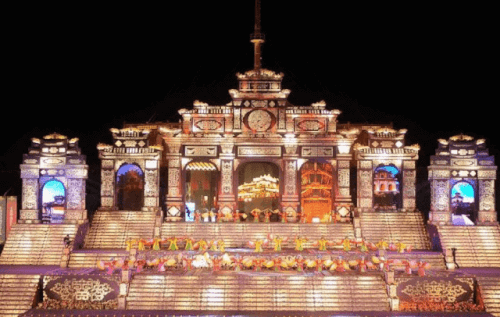 후에 왕궁 - 응우옌 왕조의 궁전 역사를 발견하세요