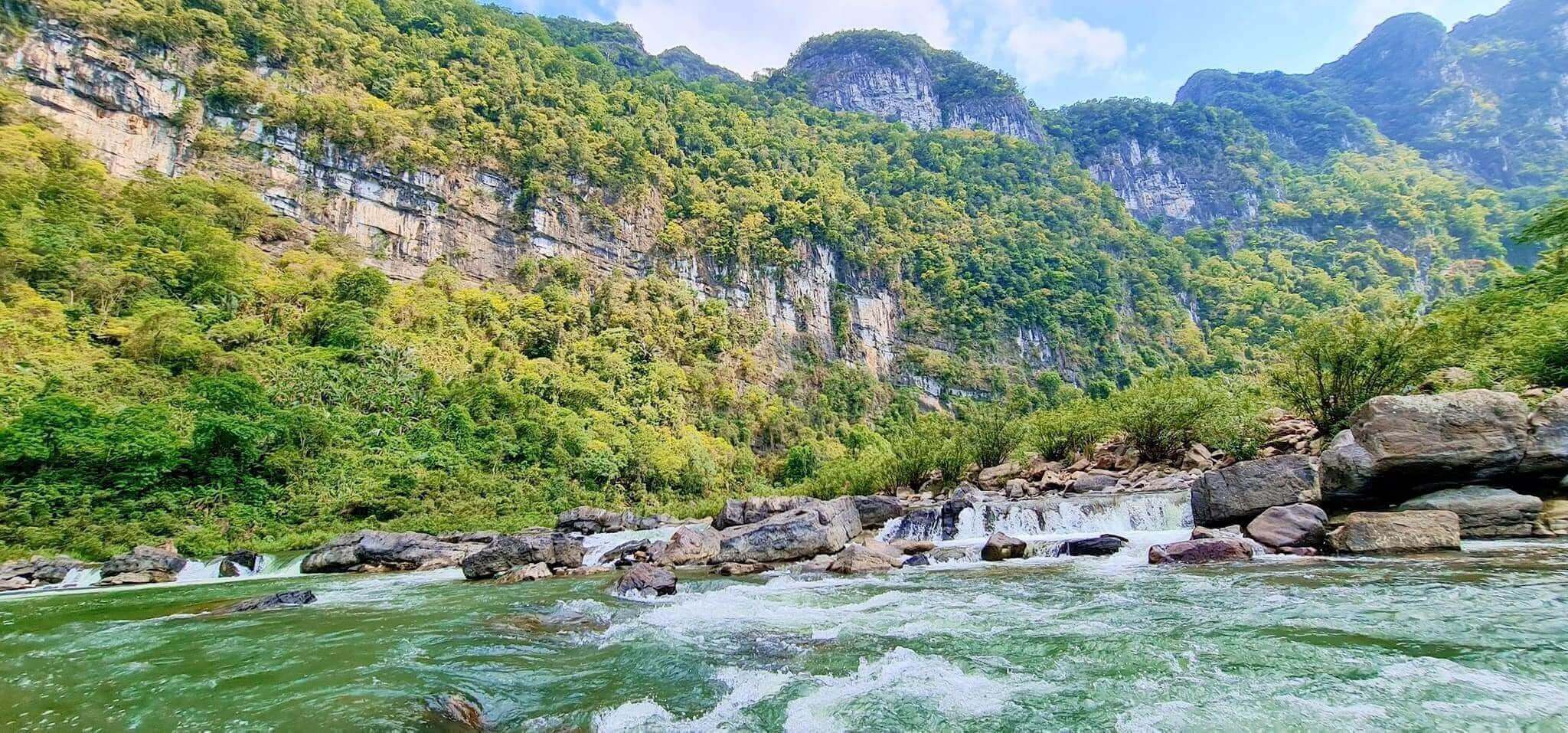 차쿵 에코 존(Cha Cung Eco Zone) - 차쿵 스트림 꽝빈(Cha Cung Stream Quang Binh)