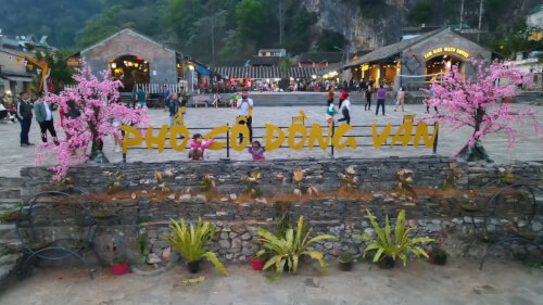 Chiều tối tại Phố cổ Đồng Văn