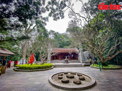 Na Hang tourist area